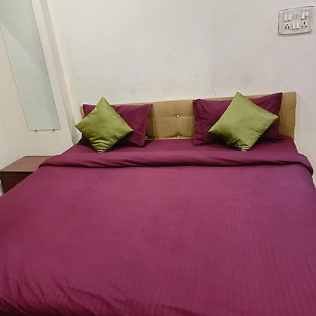 Hotel Rose Valley Indore Extérieur photo