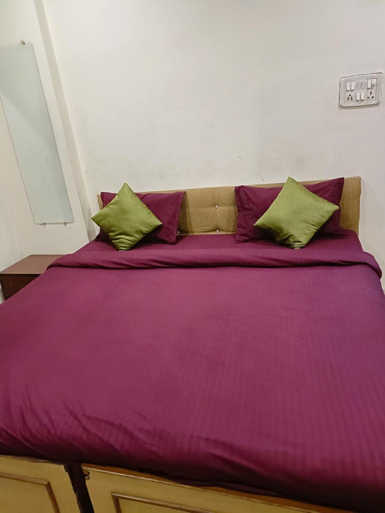 Hotel Rose Valley Indore Extérieur photo
